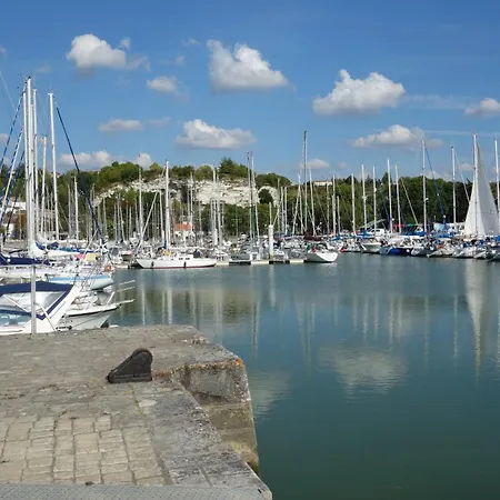 Maison Guy-nadette Lägenhet *