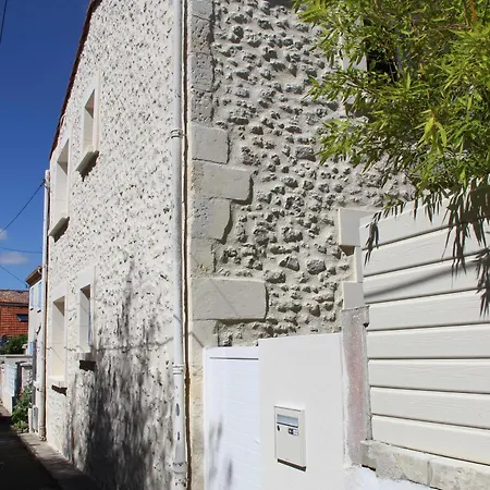 Maison Guy-nadette Apartamento